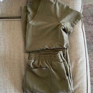 Heathered green FIGS scrubs